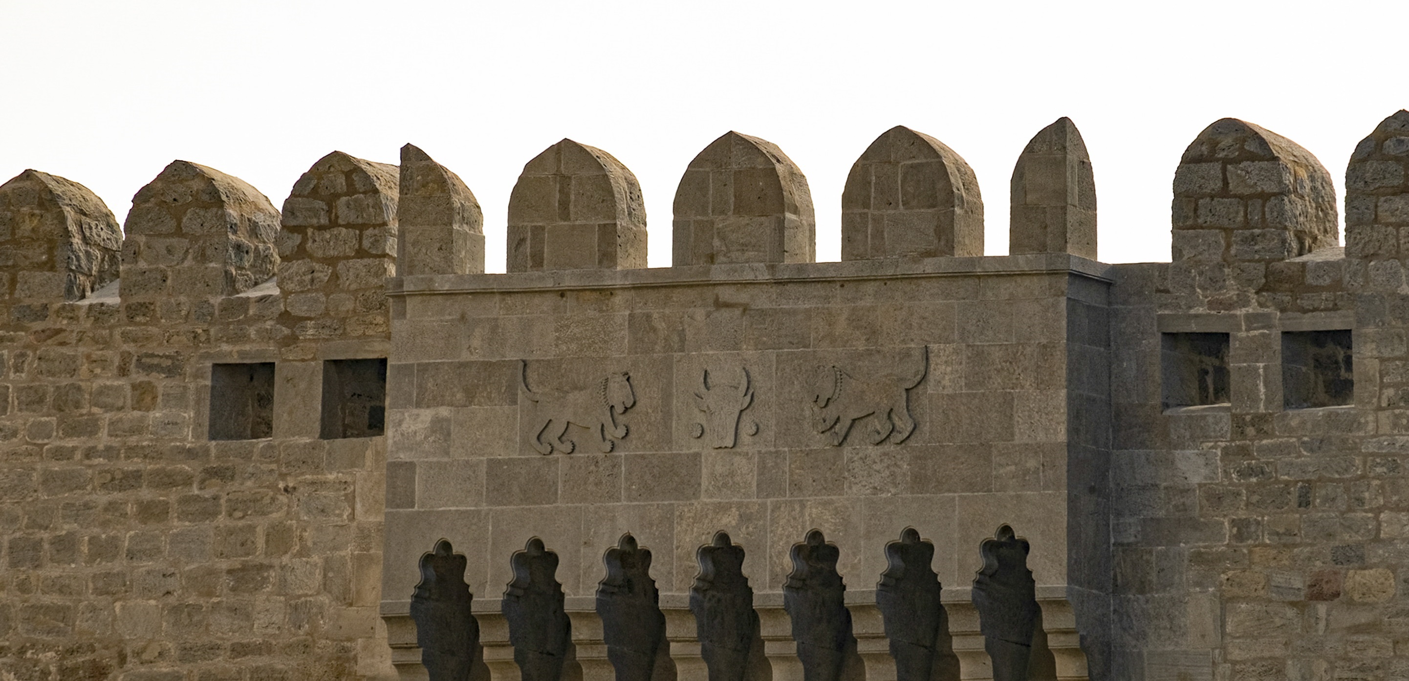 Qala divarları