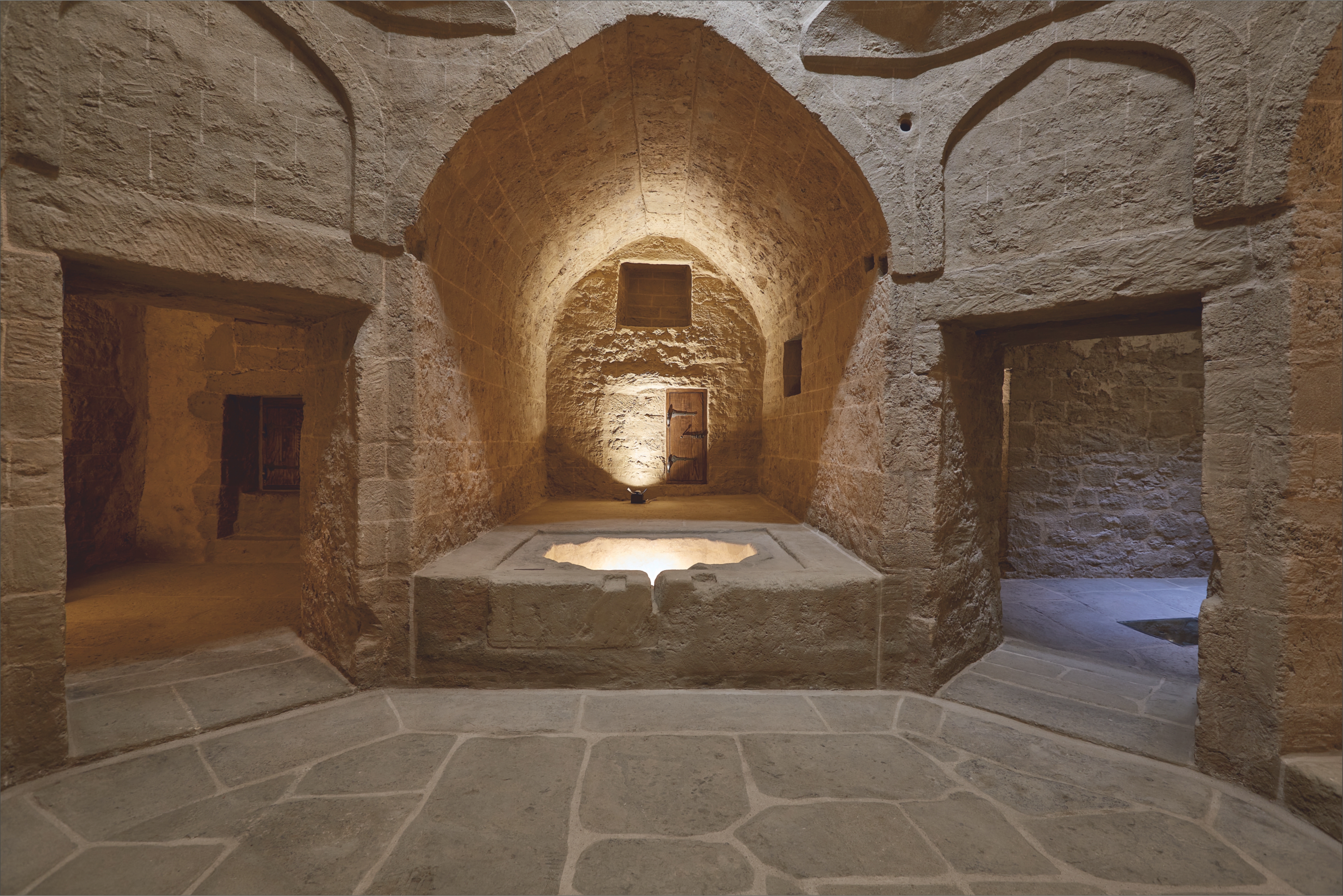 Yeraltı hamam